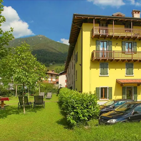 Casa Elena Apartment Bezzecca Exterior photo